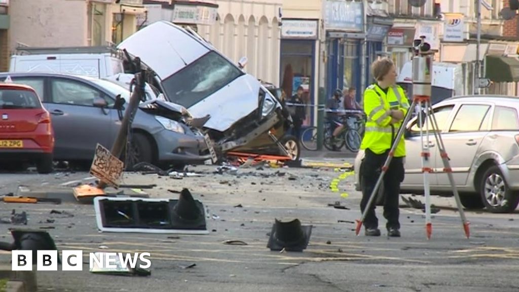 Lorry driver charged over Southborough 13vehicle crash BBC News