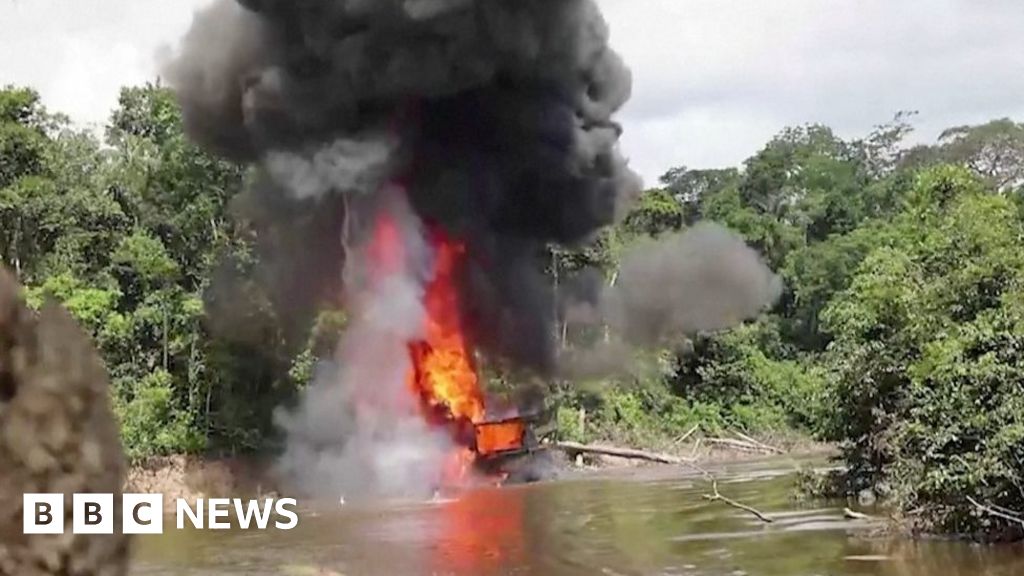 Mine explosion: Colombian authorities blow up illegal sites