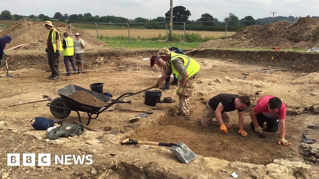 Lufton Roman Villa Dig Uncovers Additional Rooms Bbc News 9133