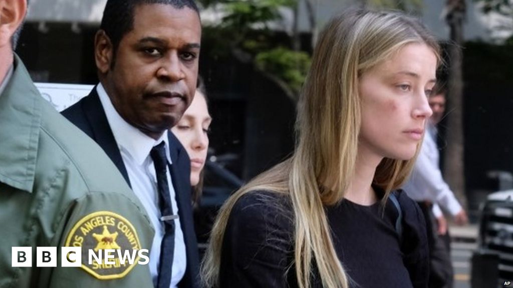 Amber Heard granted restraining order against Johnny Depp BBC News
