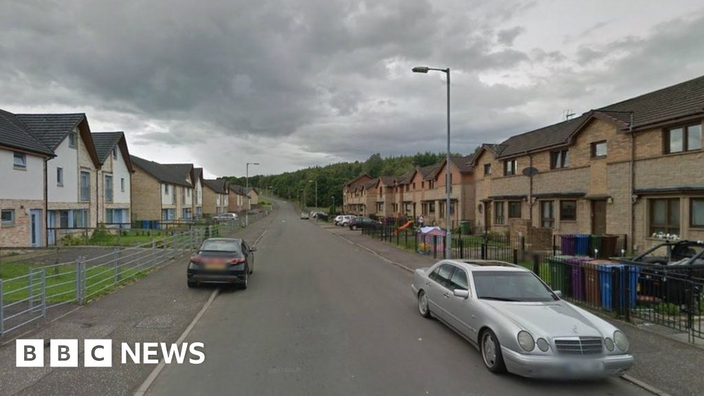 Two cleared over driveby shooting in Glasgow