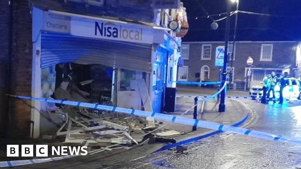 Chatteris Nisa ram-raid shop damage could cost £60k - owner - BBC News