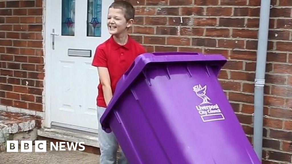 Middlesbrough boy's Liverpool love leads to wheelie bin surprise BBC News