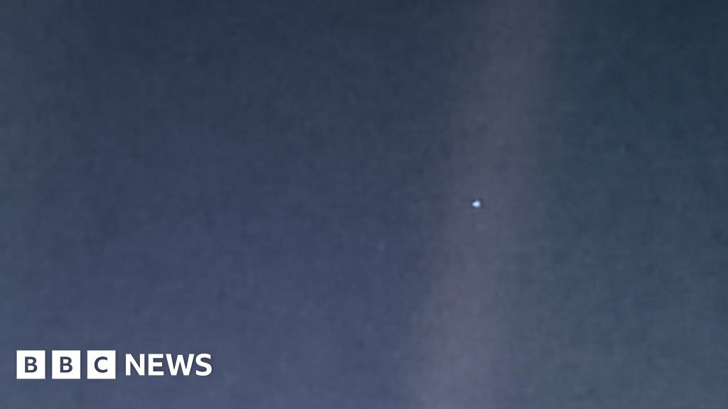 Nasa 're-masters' classic 'Pale Blue Dot' image of Earth