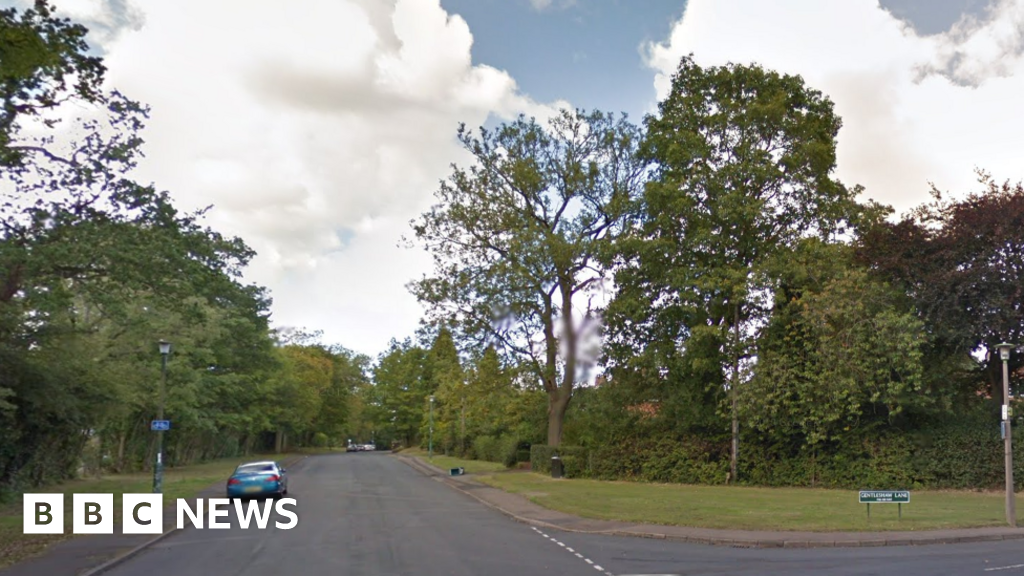 Solihull crash Two killed and two people hurt BBC News