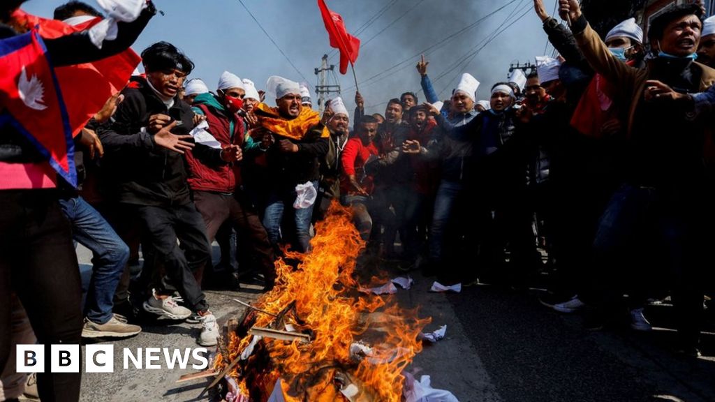 Nepal police fire rubber bullets during US grant protest