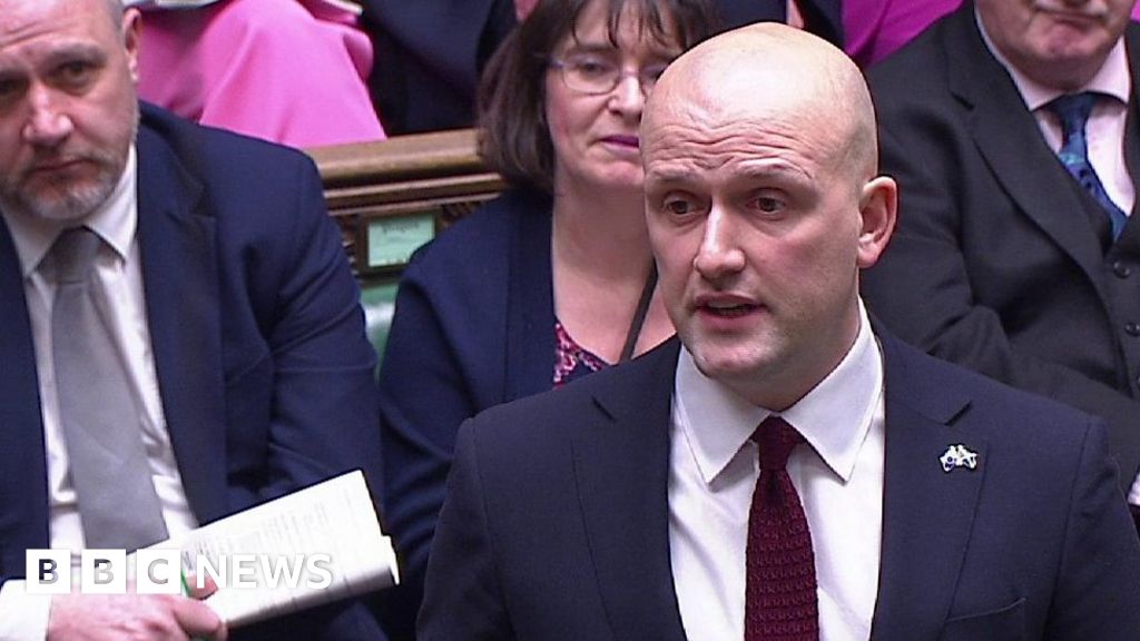 Labour 'shameful' for not scrapping banker bonus cap - SNP