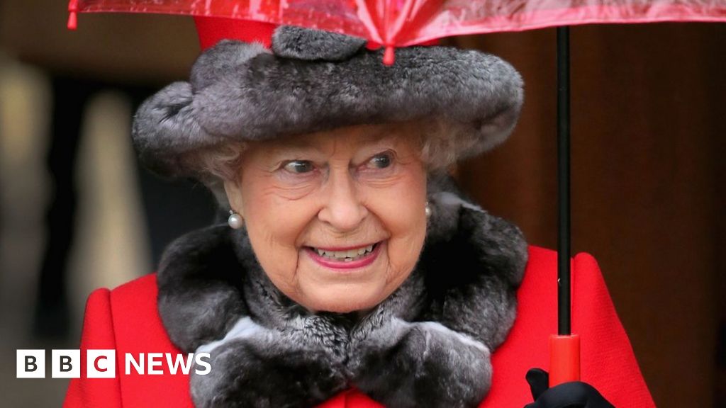 Queen carries out 341 engagements in year she passed Victoria's record