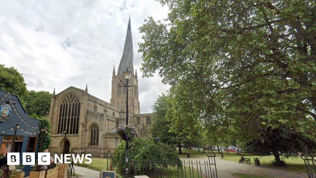 Chesterfield: Man Arrested After Death Following Churchyard Fight