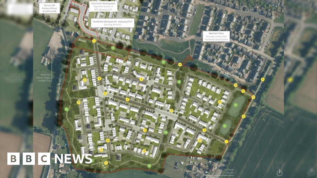 Mendip District Council backs Midsomer Norton housing plan BBC News