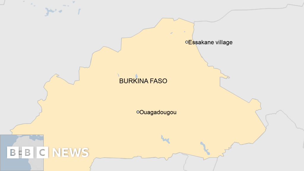 Буркина Фасо: Най-малко 15 убити при атака на католическа църква