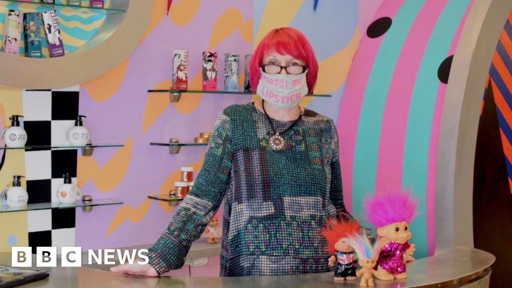 Coronavirus: 'We'll be cutting hair from midnight' post-lockdown