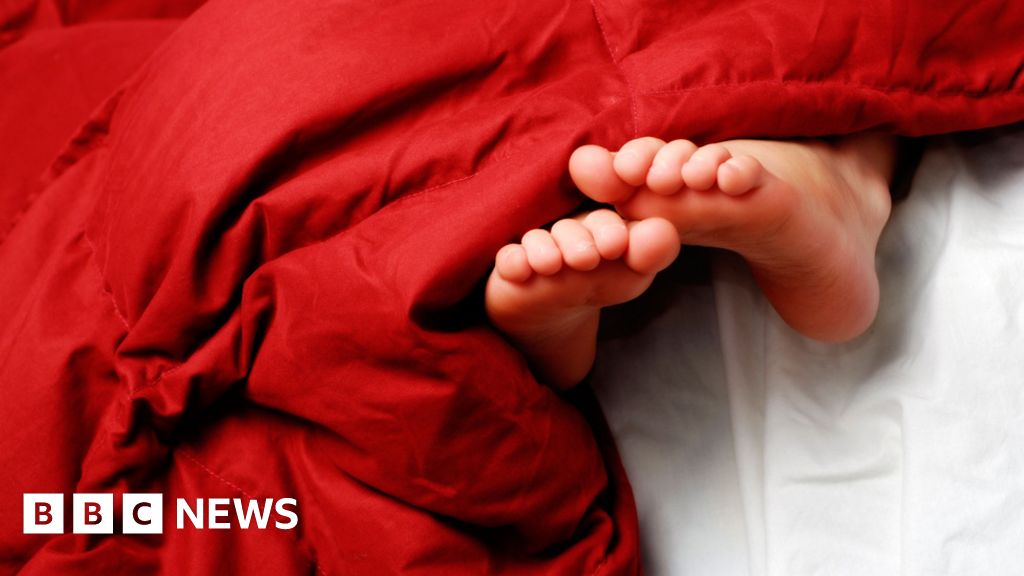 Almost 300 Years Without A Duvet Bbc News