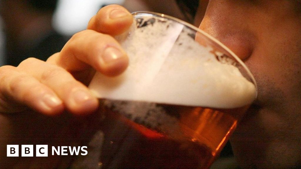 Ale taster wanted to join Congleton's 750th anniversary celebrations BBC News