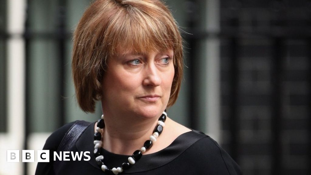 Jacqui Smith to head Sandwell's children's services