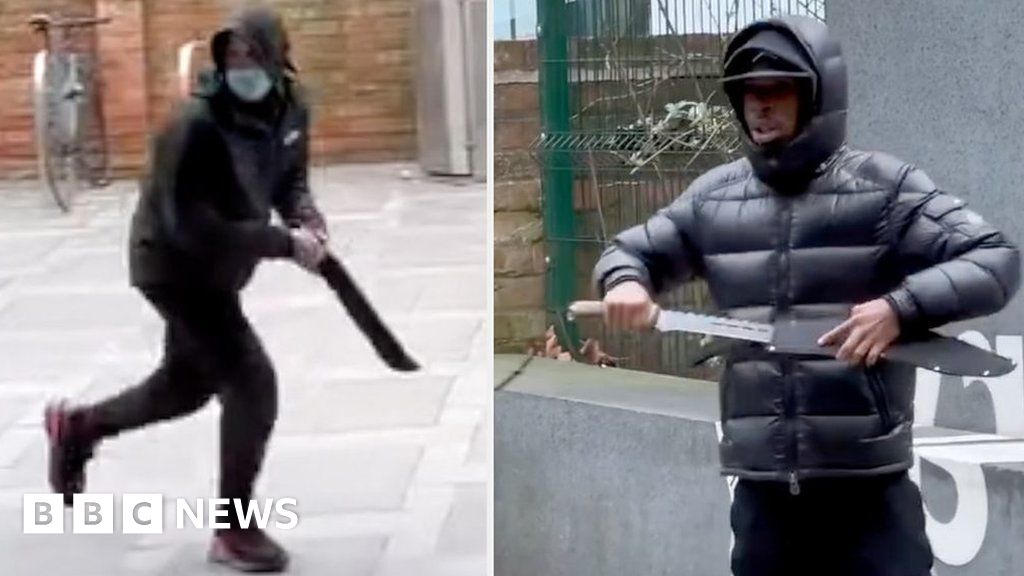 Nottingham Men Filmed Wielding Machetes In City Centre