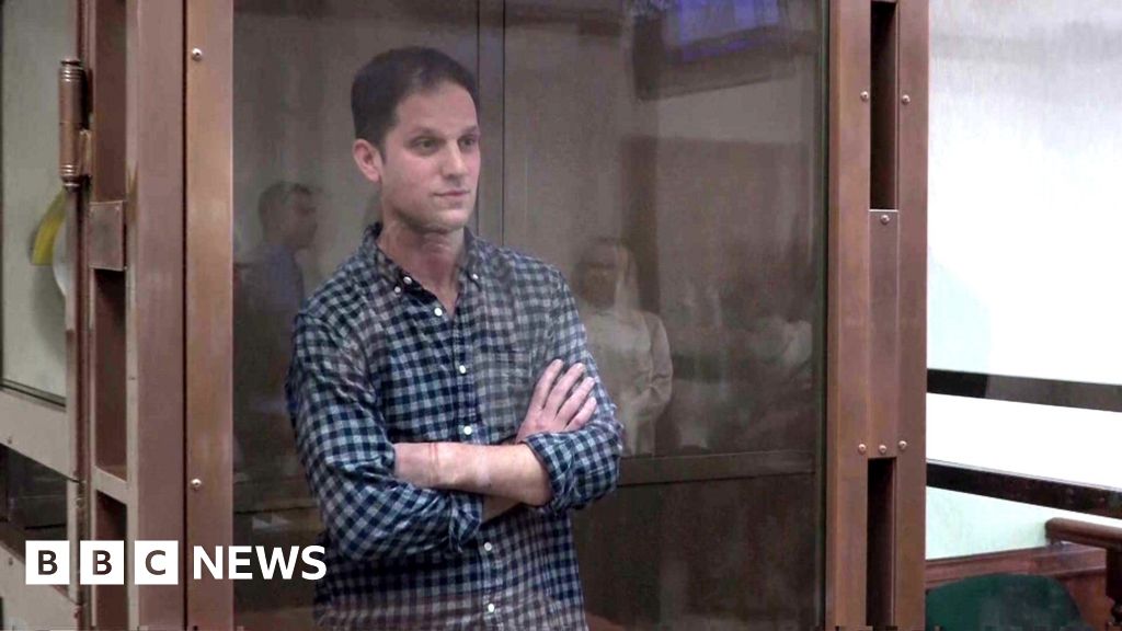 Evan Gershkovich: US journalist arrested in Russia appears in court