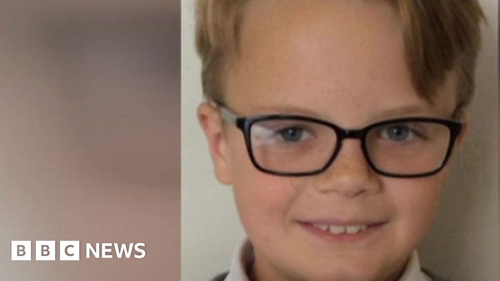 Hereford mum blames son's death on 'choking game' BBC News