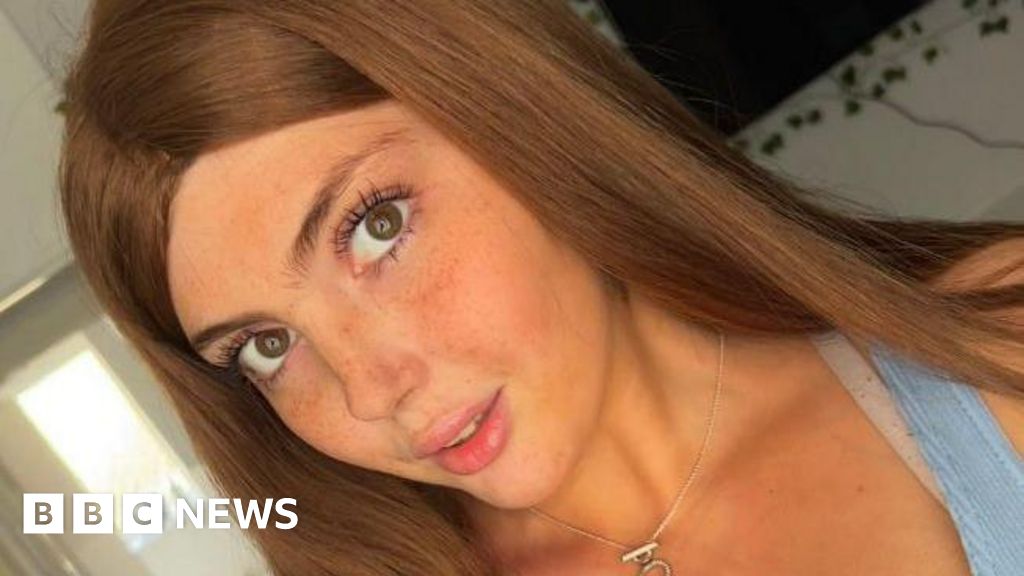 TikTok Star Leah Smith Passes Away at 22 After Battling Rare Cancer