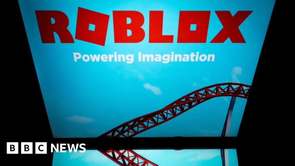 Game Maker Roblox S Value Rockets Seven Fold During Pandemic Bbc News - people streaming roblox