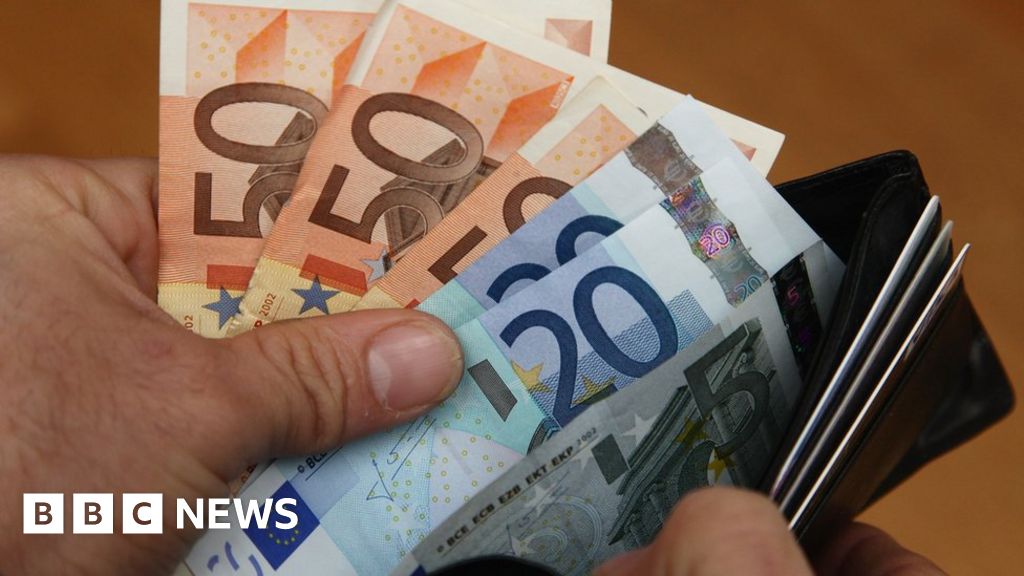 No expansion of Finland basic income trial