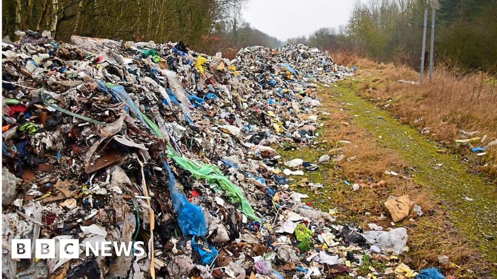 'Mountain' of rubbish dumped by Shropshire railway BBC News
