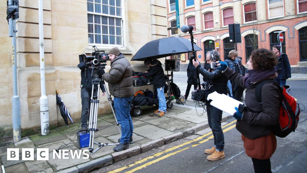 Northampton: Under 25s wanted for new film festival - BBC News