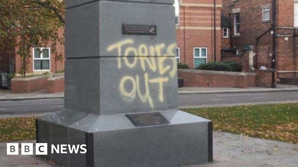 Grantham’s Margaret Thatcher statue vandalised for third time