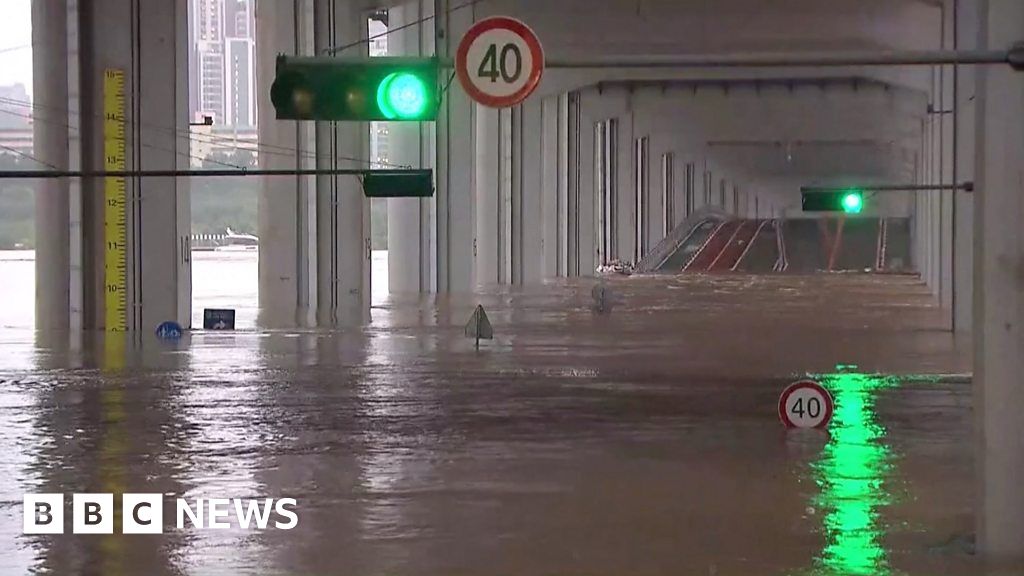 Blackouts and submerged streets in flood-hit Seoul