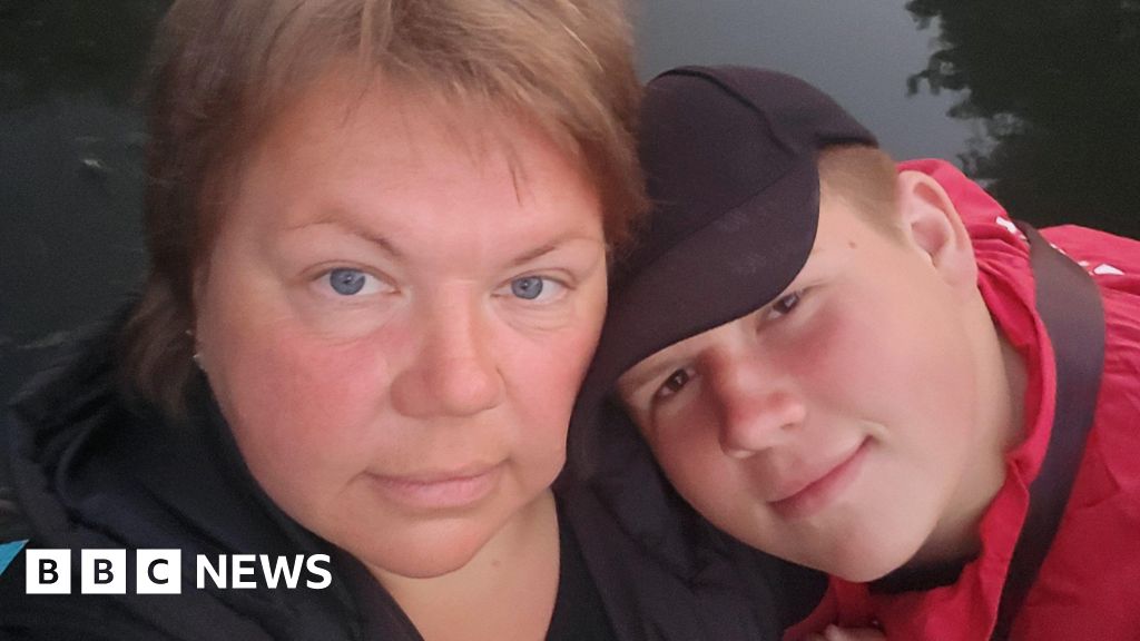 'I don't live, I just exist': Ukrainian families torn apart by visa changes