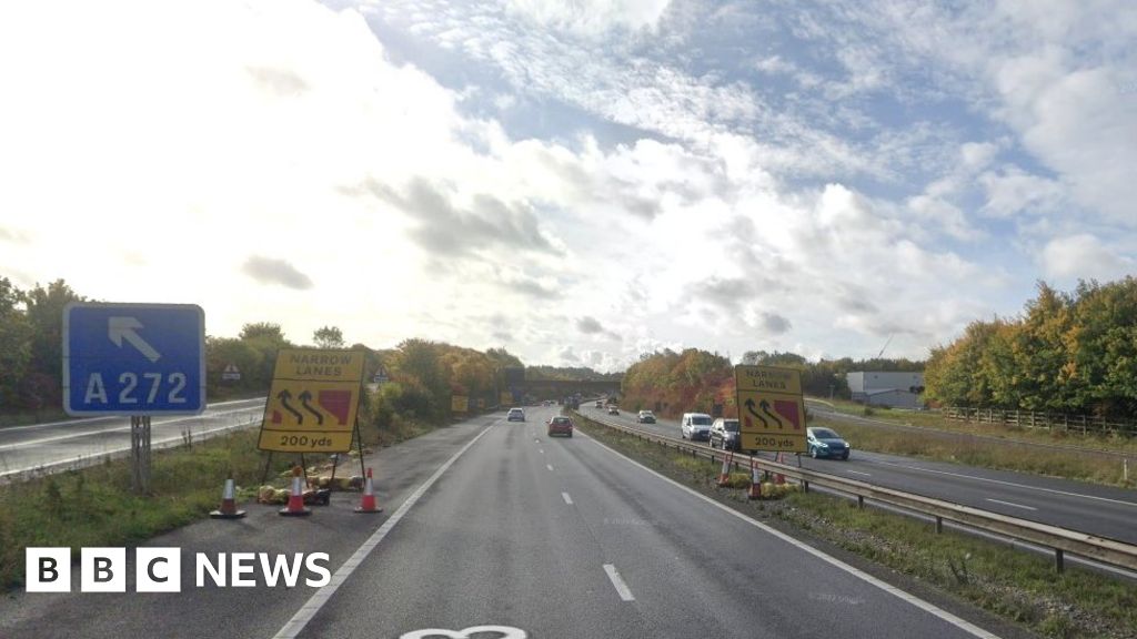 Winchester M3 motorway shuts southbound after van and a lorry