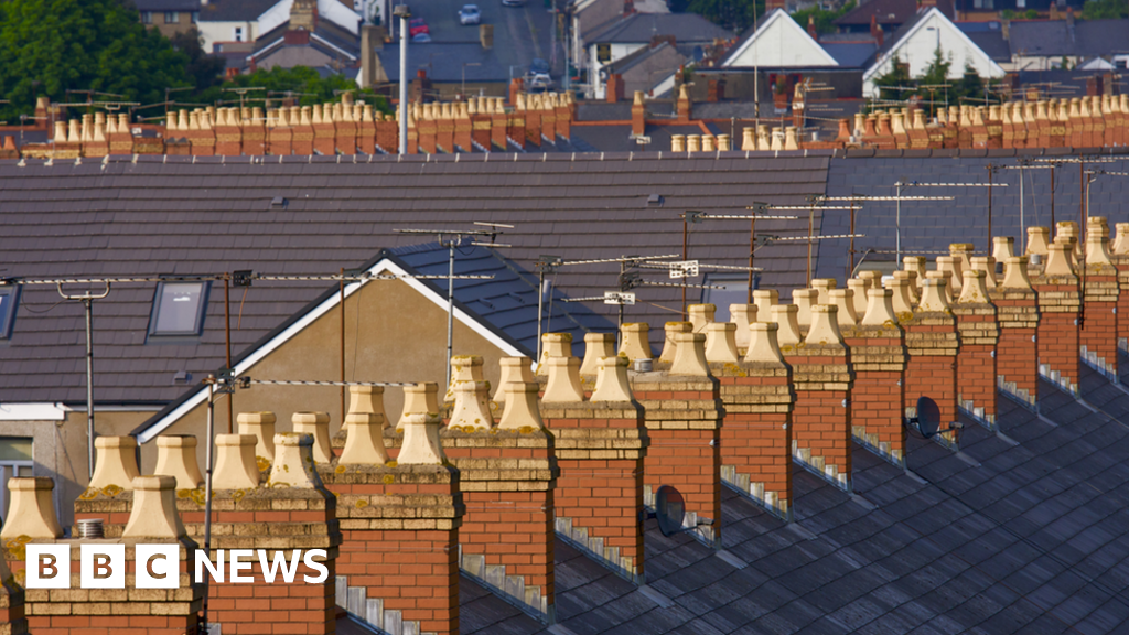 social-housing-vow-to-build-1-000-homes-in-wales-amid-backlog-flipboard