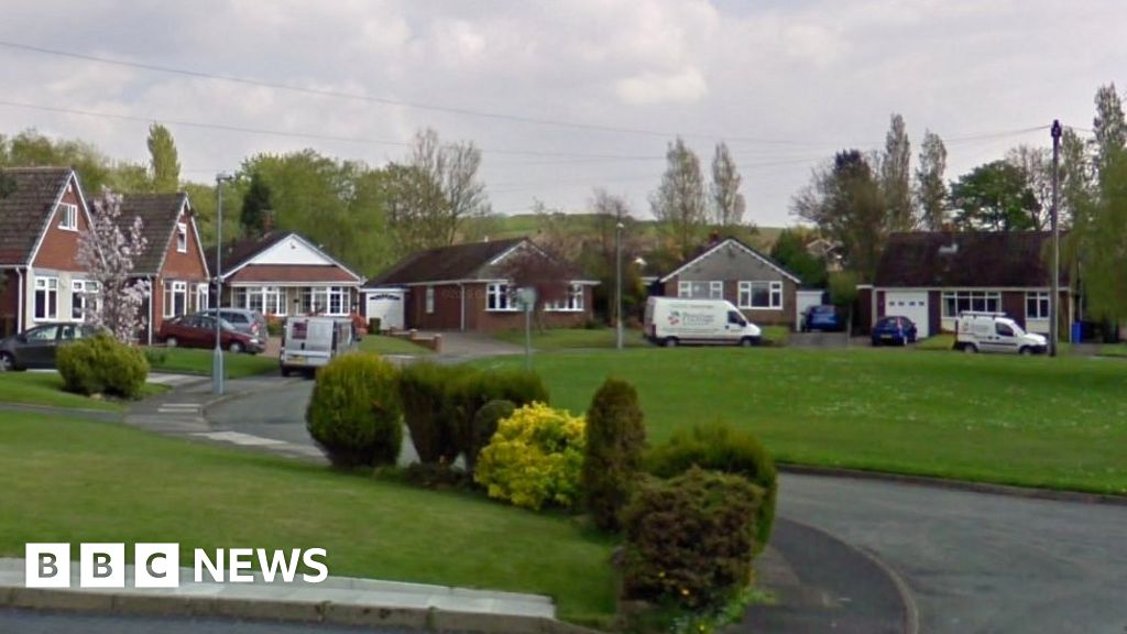 Dukinfield murder inquiry after woman's death