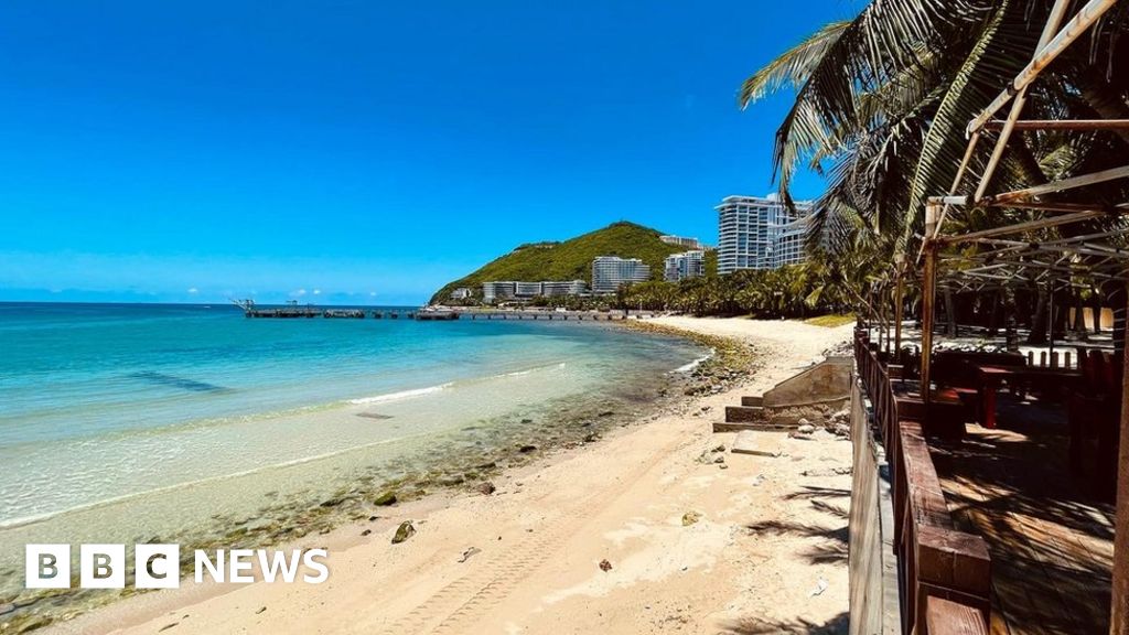 Sanya: Covid lockdown strands tourists on ‘China’s Hawaii’