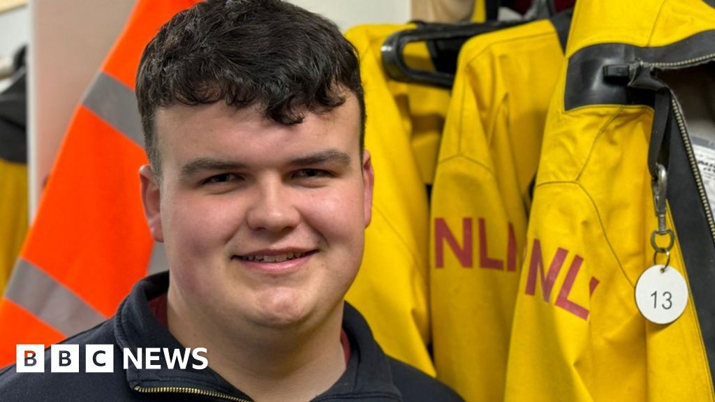 Steve Medcalf: RNLI volunteer's son following in father's footsteps