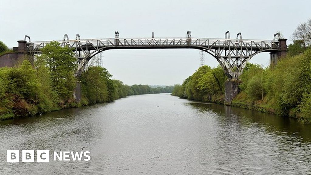 Warburton Toll Bridge Plans to raise charge from 12p to £1 progress