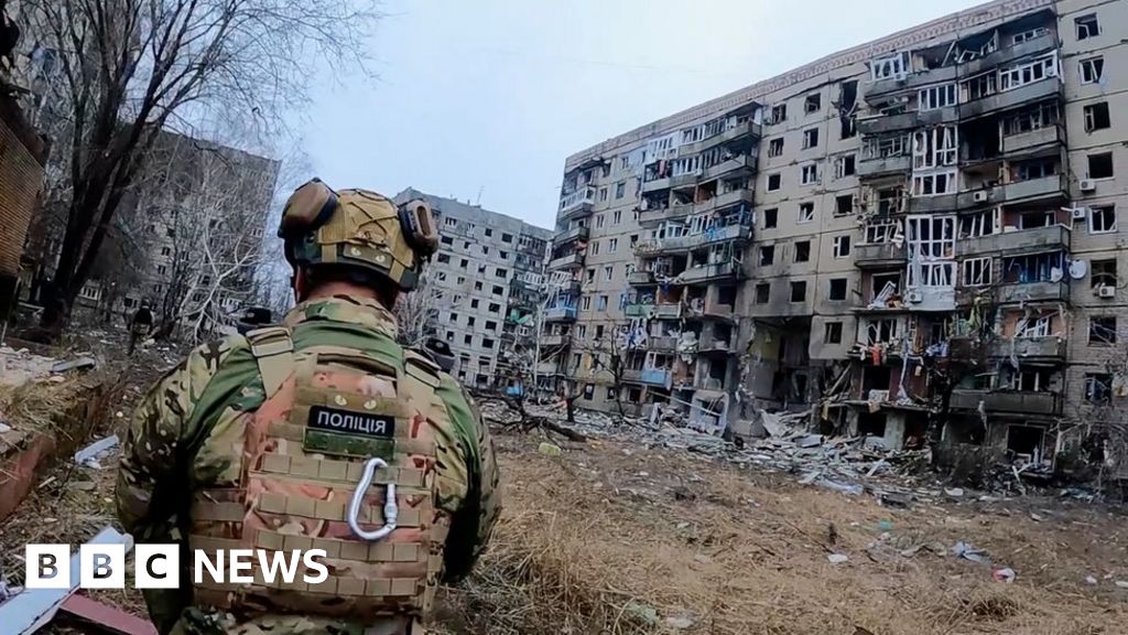 Нищо освен развалини: Разбитият украински призрачен град Авдиевка