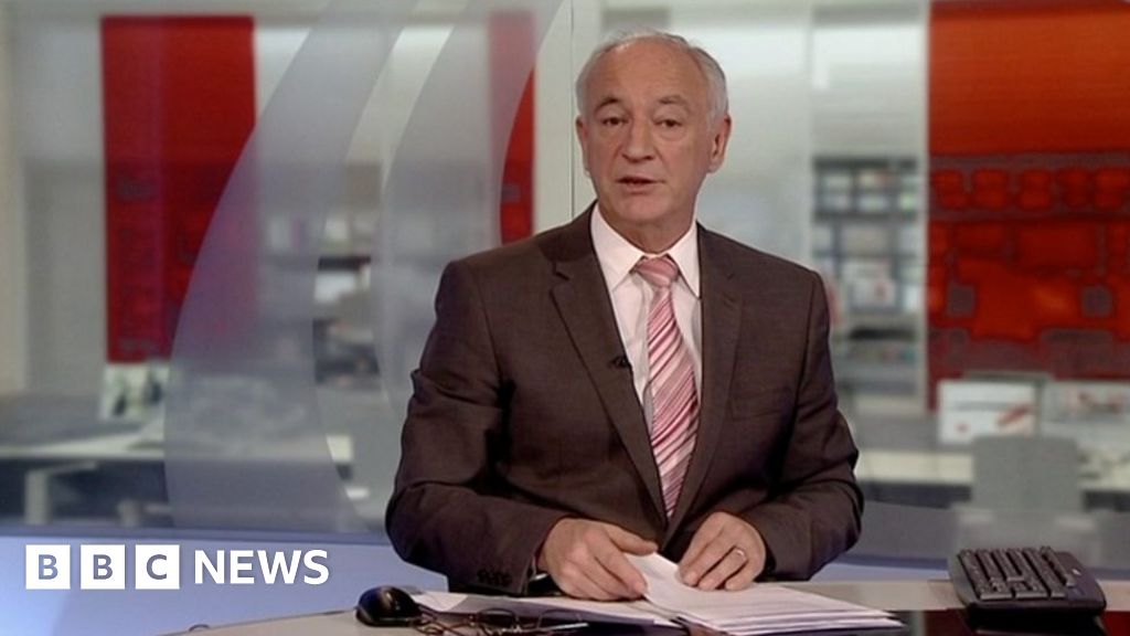 Colin Briggs retires after decades presenting Look North - BBC News