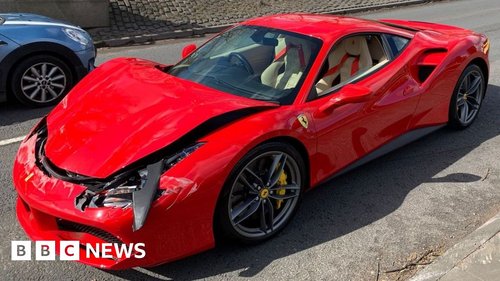 Derby driver crashes new Ferrari straight after buying it - BBC News
