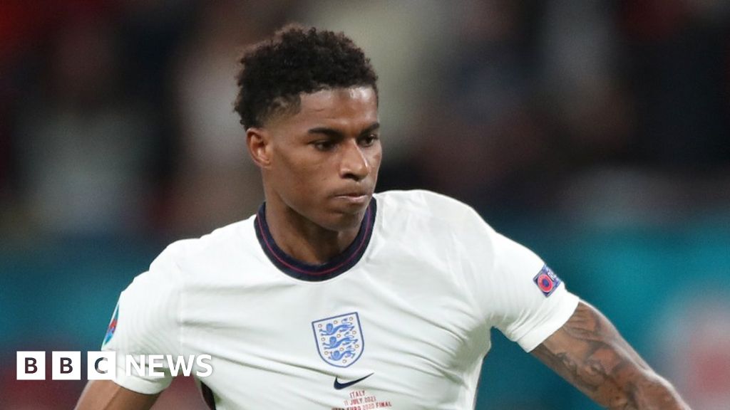 Marcus Rashford: Dover MP Natalie Elphicke apologises over penalty comments
