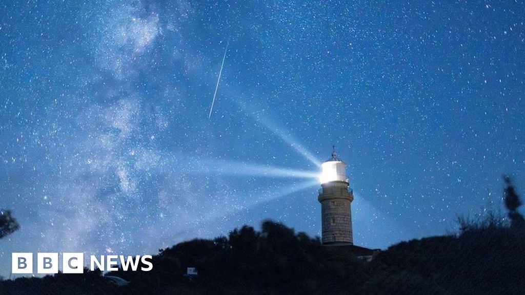 #Perseid meteor shower lights up skies