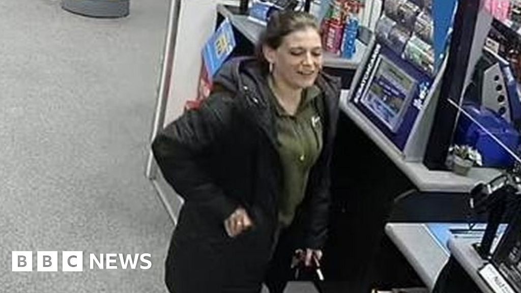 Sarah Henshaw: Body found in search for missing woman