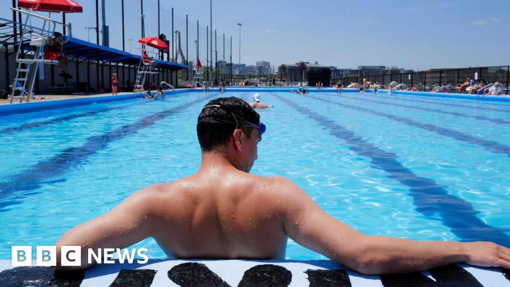 National Lifeguard Shortage Forces Pool Closures Across Us Bbc News 