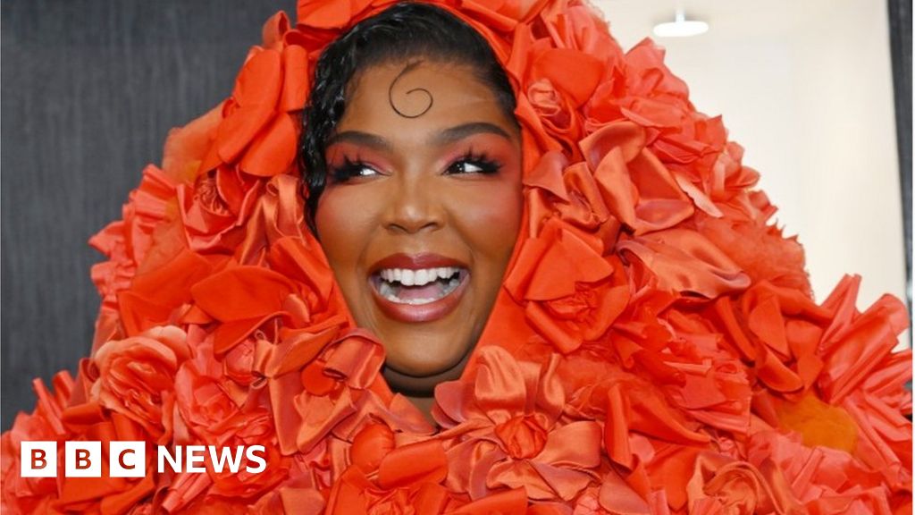 Grammys 2023: Red carpet fashion in pictures