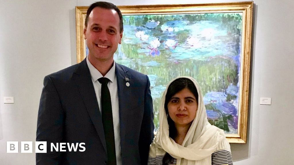 Why this photo of a politician with Malala is being criticised