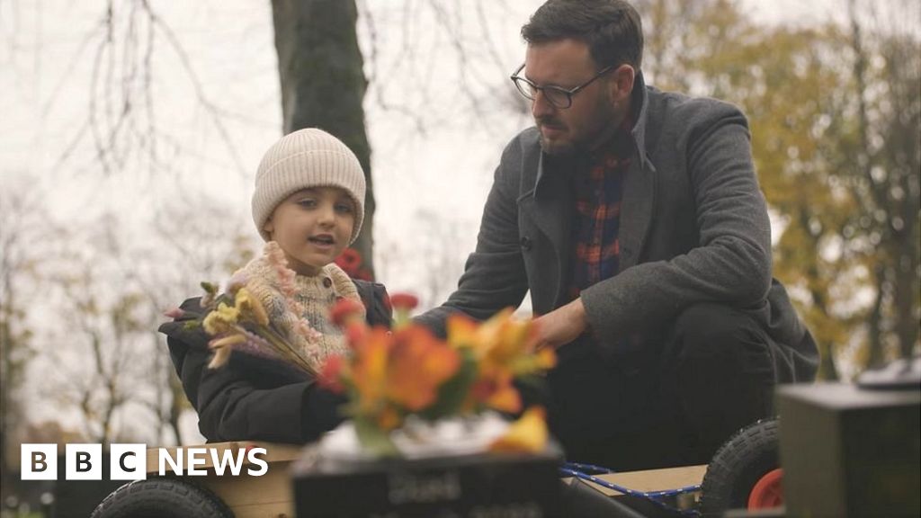 Cost of living: 'Santa's poorly' Christmas ad goes viral