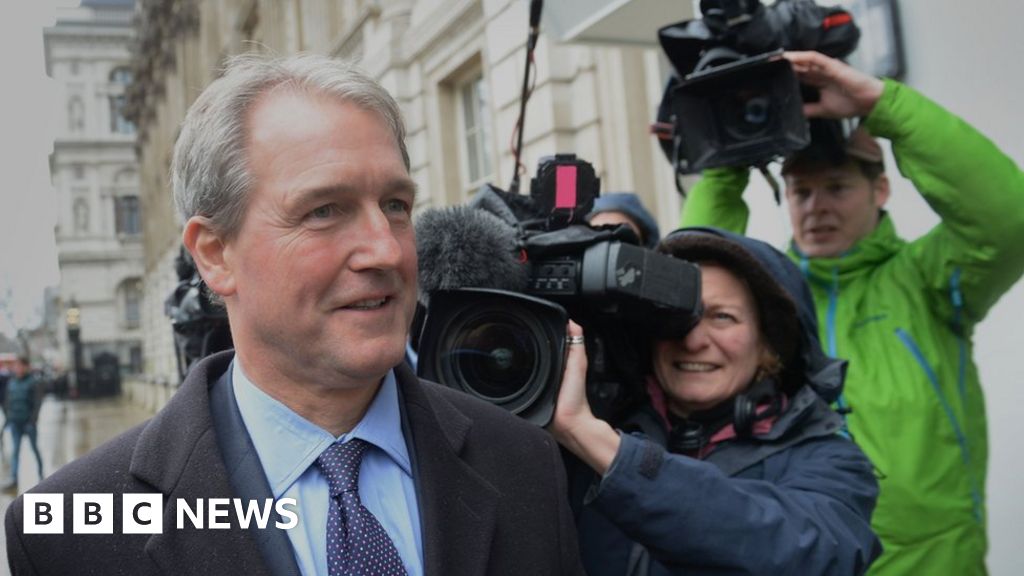 Owen Paterson: MPs urged to approve suspension report