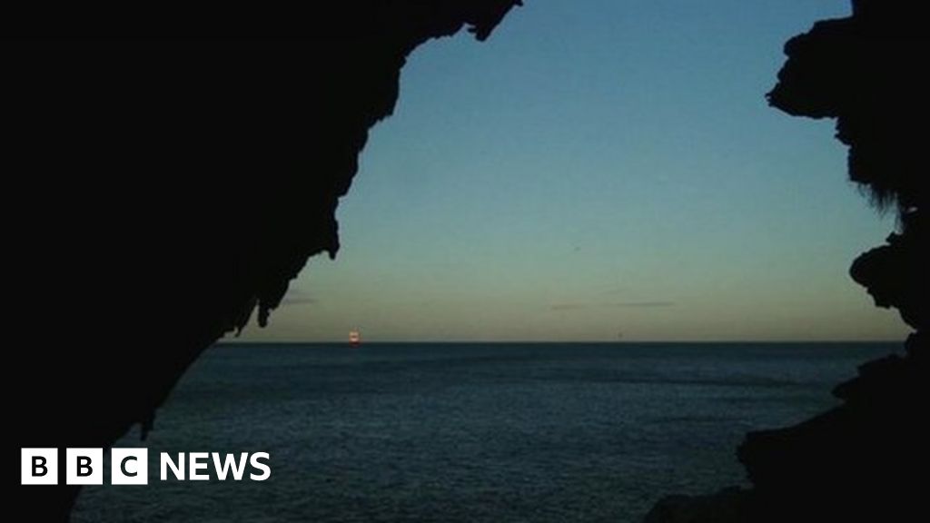 Gibraltar Caves Reveal Neanderthals Secrets BBC News    90570759 Mediaitem90570754 