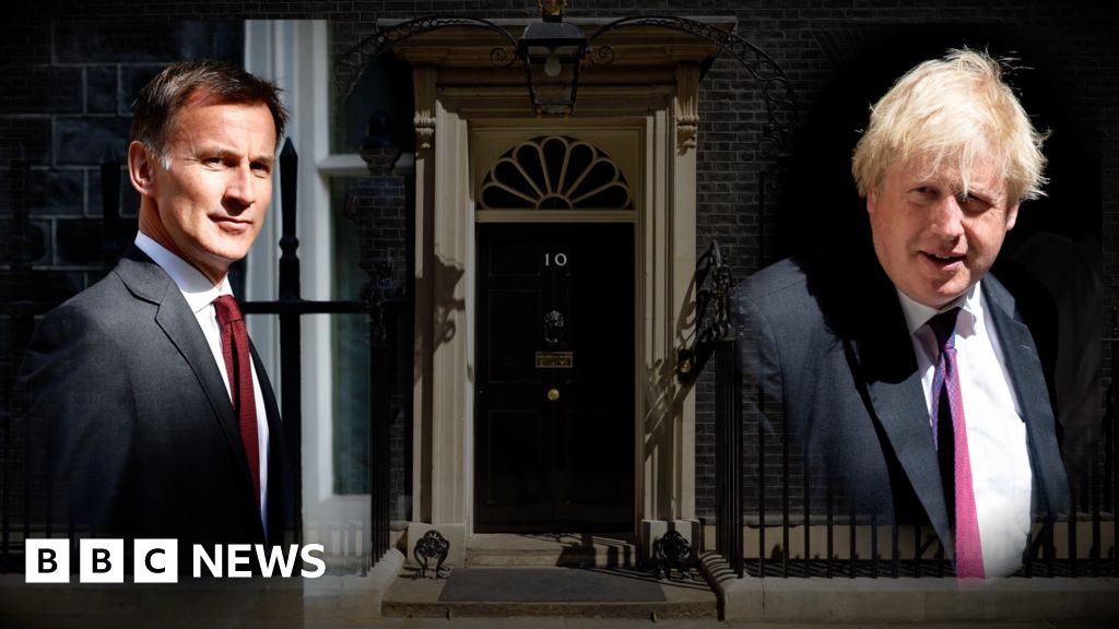 Iain Watson: Stage set for Johnson v Hunt