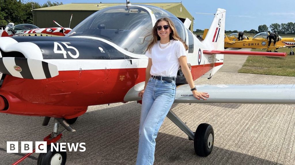 The female aviator helping women get their wings